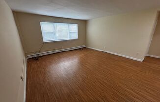 1 bed, 1 bath, $995, Unit A203