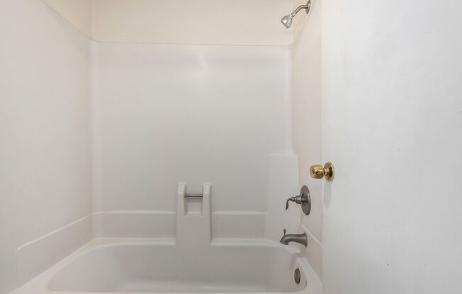 1 bed, 1 bath, $1,195