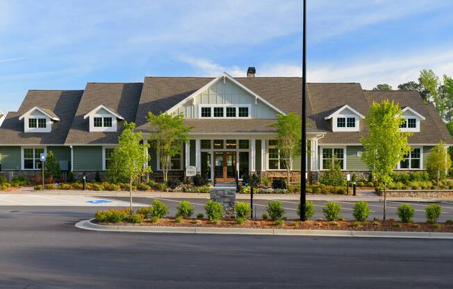 Clubhouse & Leasing Center