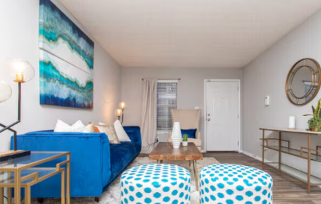 1 bed, 1 bath, 612 sqft, $975