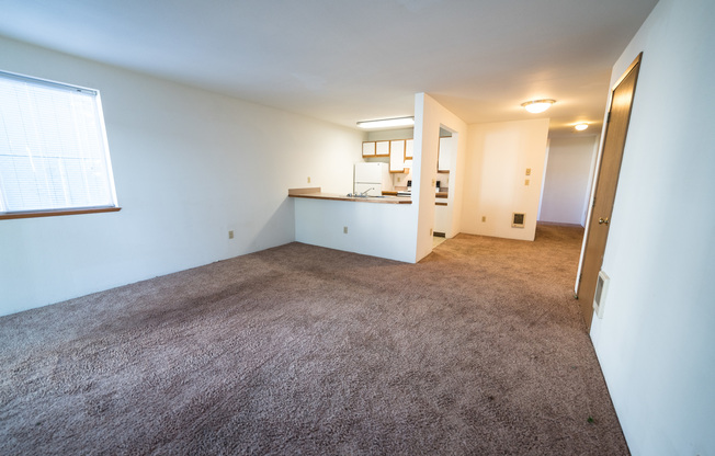 2 beds, 1 bath, 826 sqft, $1,150, Unit 3