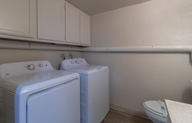 3 beds, 1.5 baths, 1,025 sqft, $2,275, Unit 490004