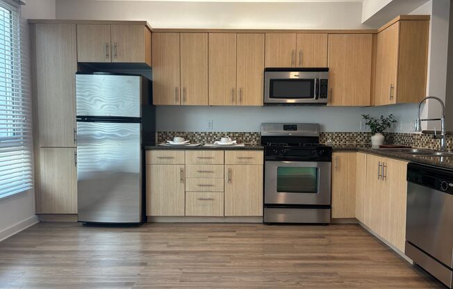 Studio, 1 bath, 611 sqft, $2,045, Unit 441