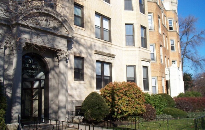 1 bed, 1 bath, 650 sqft, $3,595, Unit 17