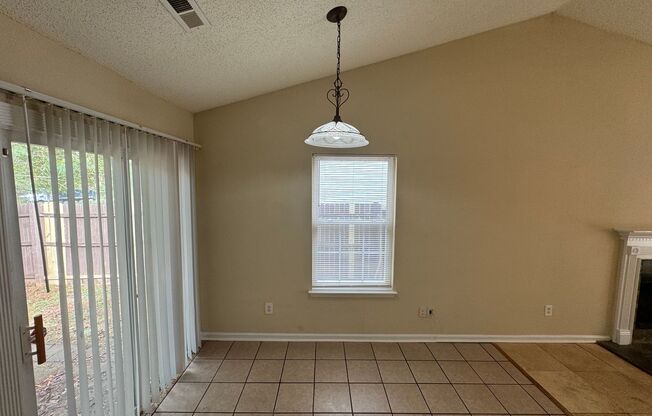 3 beds, 2 baths, $1,699