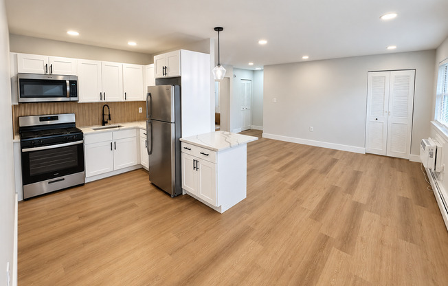 1 bed, 1 bath, $1,625, Unit 310