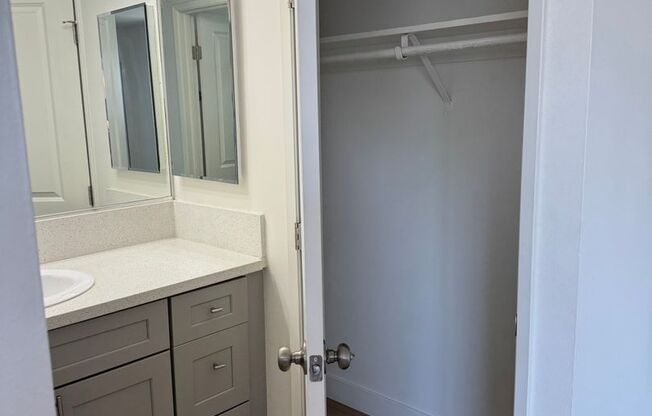 2 beds, 2 baths, 1,039 sqft, $2,795, Unit #50