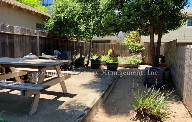 1 bed, 1 bath, 470 sqft, $1,925, Unit 09