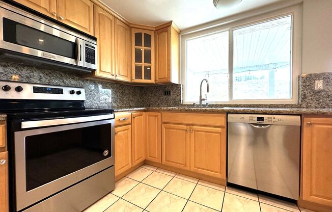 4BR/3BA House in Rancho Penasquitos - Poway School District, Attached Garage, W/D in Unit