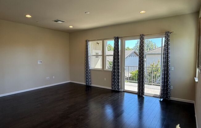 Executive Evergreen Valley Townhome