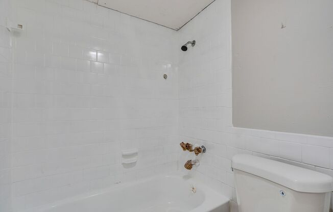 2 beds, 2 baths, 825 sqft, $1,200, Unit K738 - 311 - 208