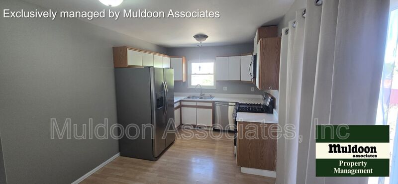 220 S Caddoa Dr