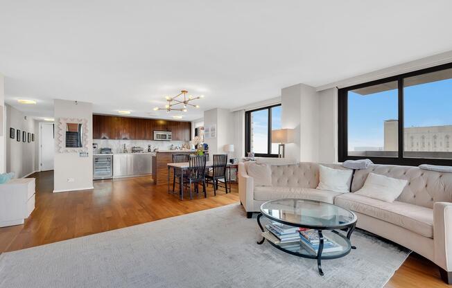 3 beds, 2.5 baths, 1,883 sqft, $17,000, Unit 35D