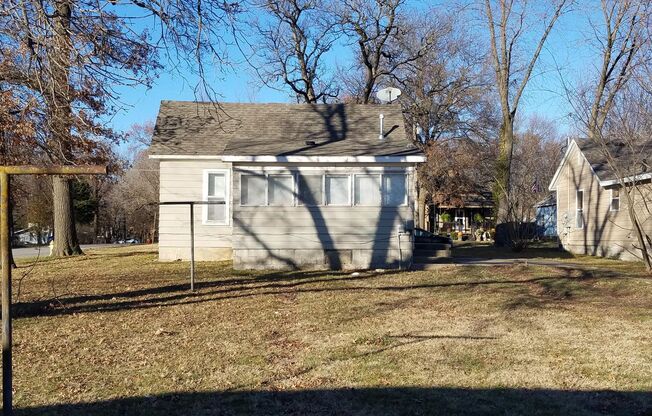 REDUCED PRICE!  SUMMER MOVE-IN SPECIAL!!!!  Spacious 3 bedroom 1 bath home, with HUGE yard for family gathering. MOVE-IN READY!!!