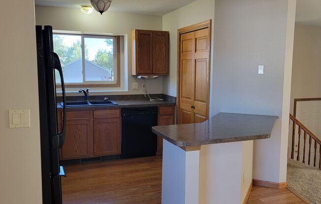 3 beds, 2 baths, $1,850