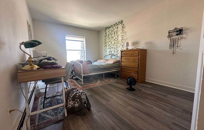 1 bed, 1 bath, $1,195, Unit 309