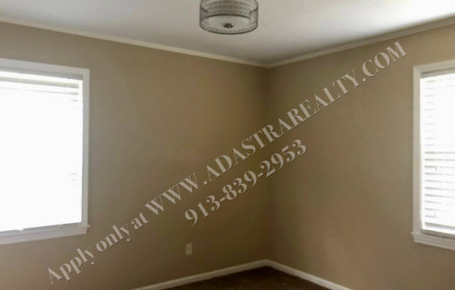 Charming Prairie Village Ranch Home-Available NOW!!