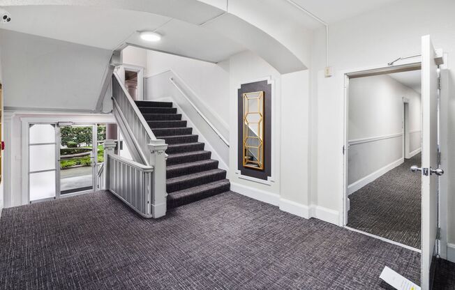 1 bed, 1 bath, 600 sqft, $1,550, Unit 321