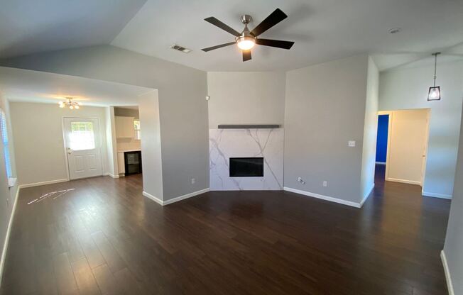 3818 Kiest Knoll Dr
