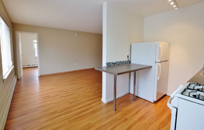 Studio, 1 bath, 500 sqft, $929, Unit 3611-034