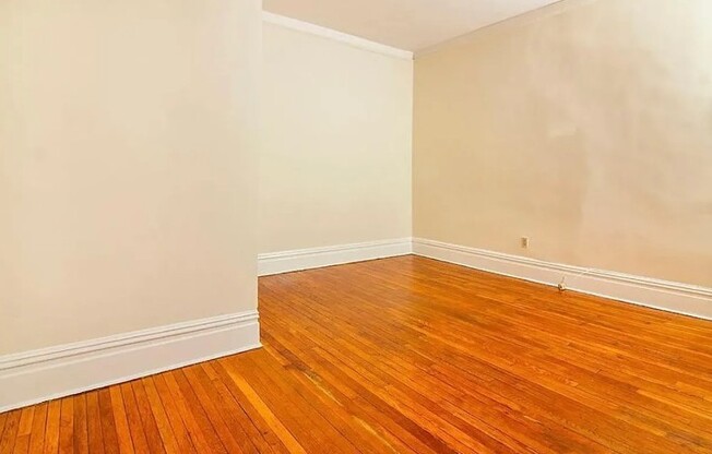 77 W 85 ST
