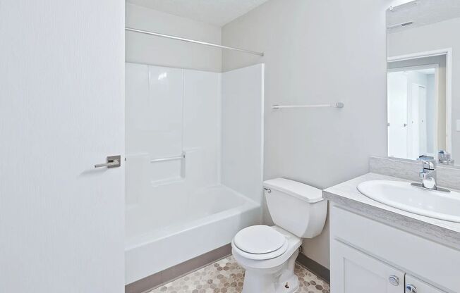 2 beds, 2 baths, 1,077 sqft, $1,640, Unit 37-9674-310