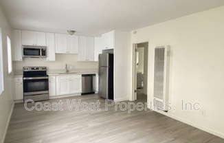 1361 GRAND AVE