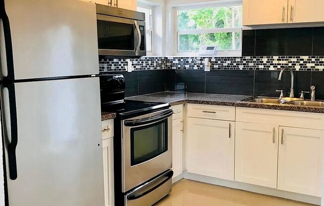 535 NE 68th Street #Upstairs