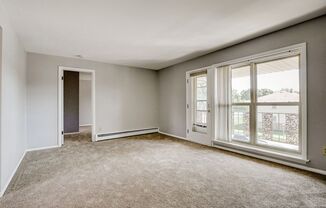 2 beds, 1 bath, $1,159