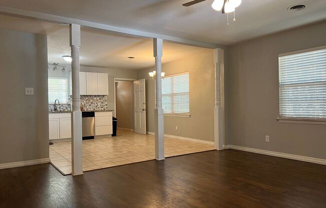 1518 S Taylor St., Little Rock AR 72204 - Wonderfully updated 3br 2ba near UALR