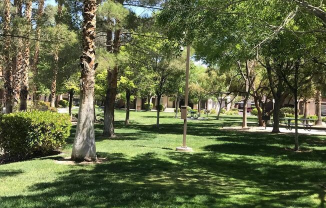 3 bed, 2 bath, 2 car garage townhouse for rent