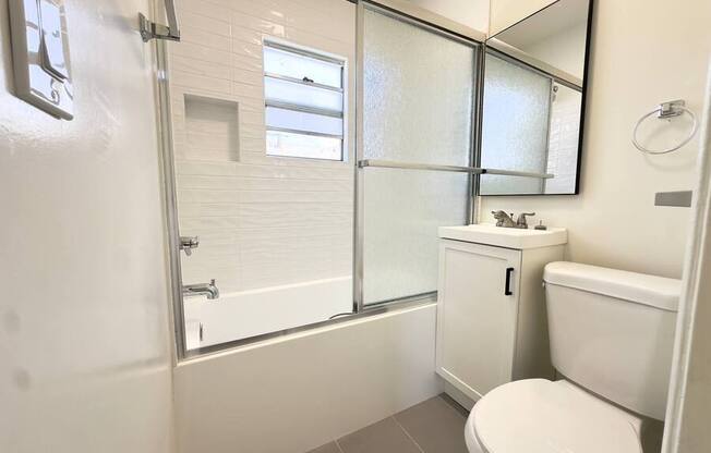 5371 LOUIS PL