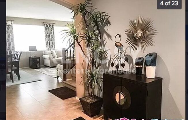 3652 E SPARROW PL