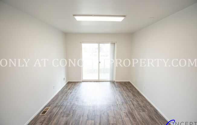 1 bed, 1 bath, 700 sqft, $999, Unit 210