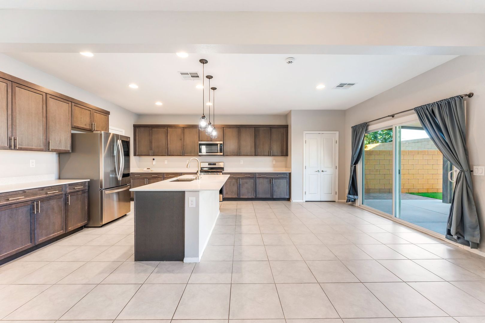 Gorgeous 2-story home featuring 3 spacious bed, 2.5 bath & a 2-car garage