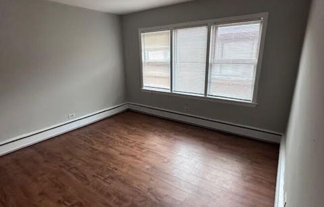 3741 W 59 ST