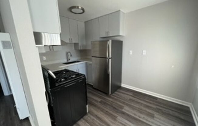 1 bed, 1 bath, 453 sqft, $2,045, Unit 021