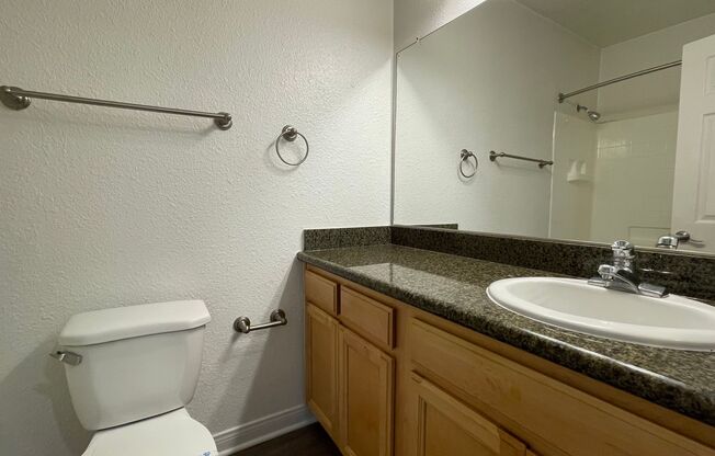 2 beds, 2 baths, 980 sqft, $3,045, Unit 817-10