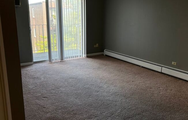 1 bed, 1 bath, $1,400, Unit 6