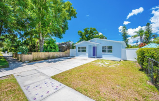 3066 8 ST N