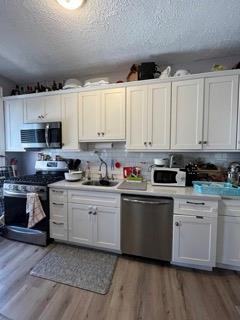 3 beds, 1 bath, 1,200 sqft, $2,900