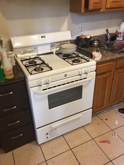 1 bed, 1 bath, 625 sqft, $1,800