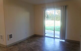 3 beds, 2 baths, $1,695, Unit 120 SE 143rd #1