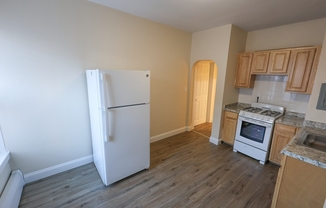 3 beds, 1 bath, 1,100 sqft, $3,418, Unit 1