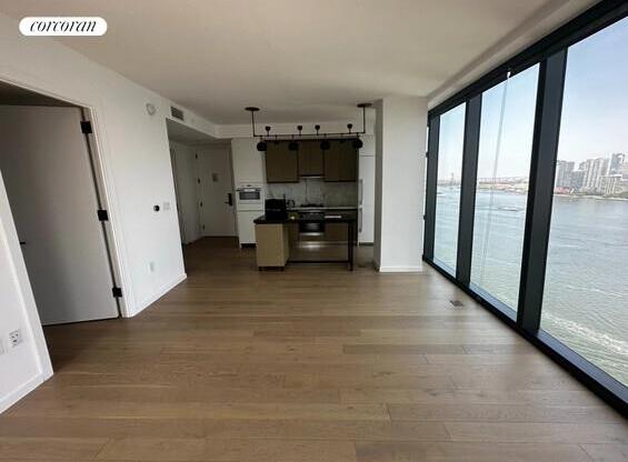 1 bed, 1 bath, 1,025 sqft, $6,070, Unit 22C