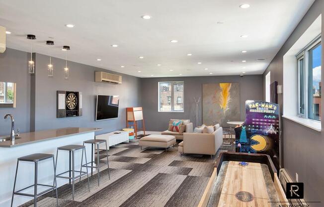 1810 3 AVE