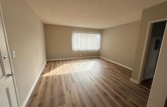 8310-8318-8322 Western Ave