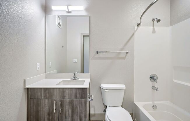 4 beds, 4 baths, 1,094 sqft, $2,900, Unit 203