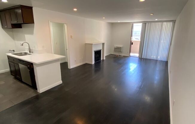 1 bed, 1 bath, 690 sqft, $2,895, Unit 115
