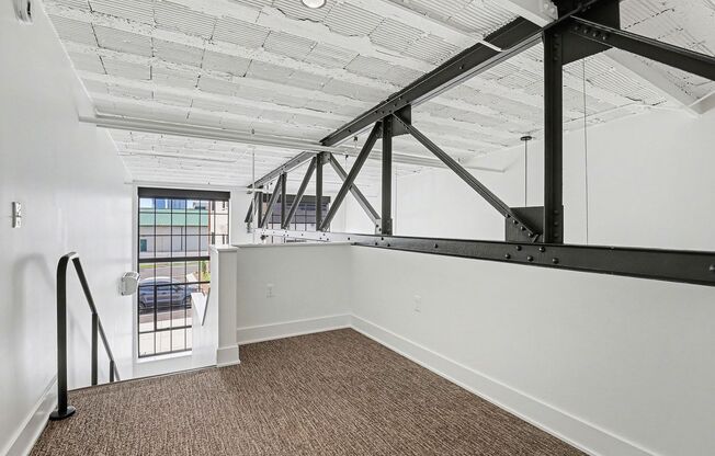 1 bed, 1 bath, 737 sqft, $1,800, Unit Apartment #124